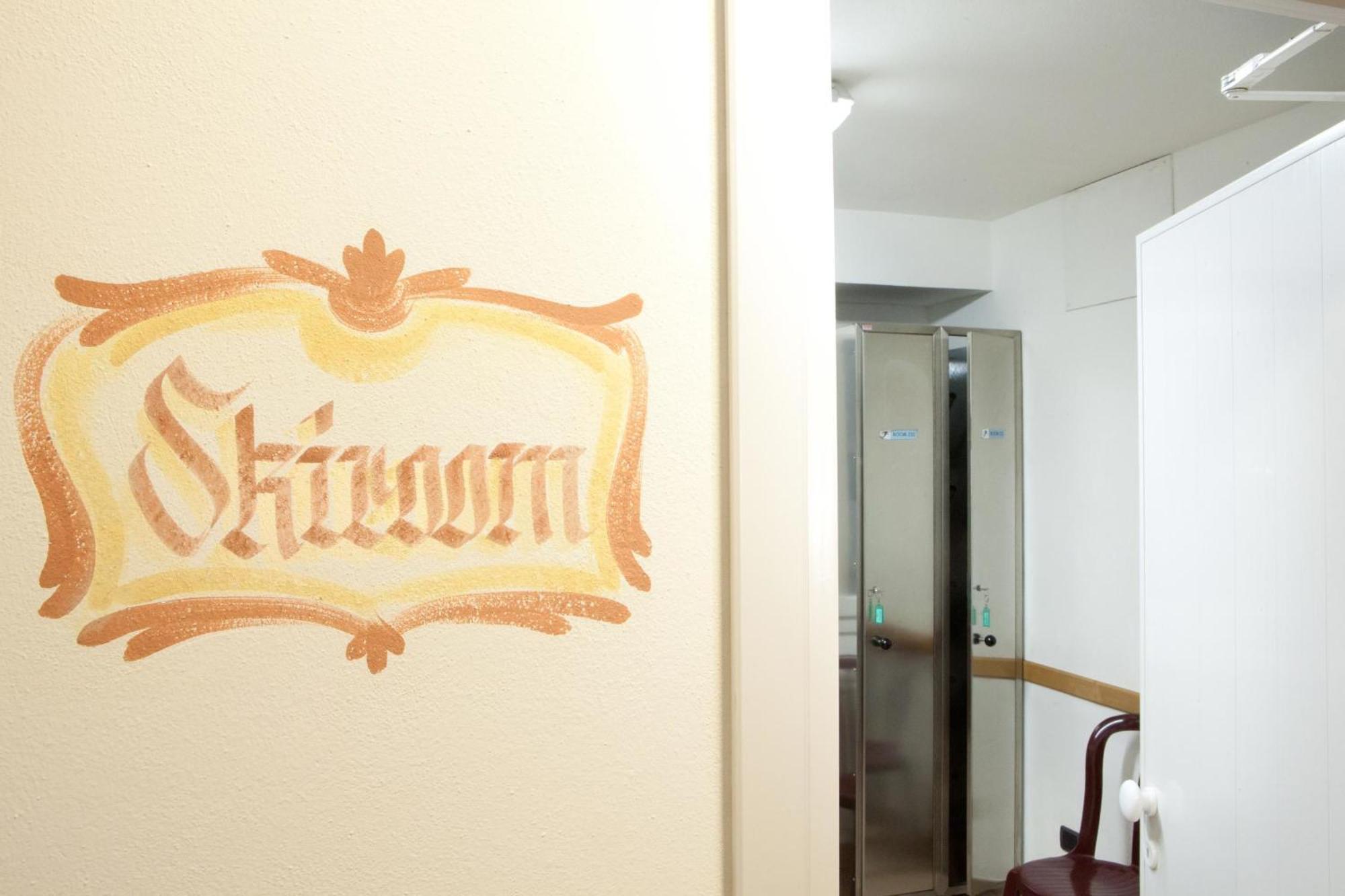Hotel Garni Laura Arabba Eksteriør billede